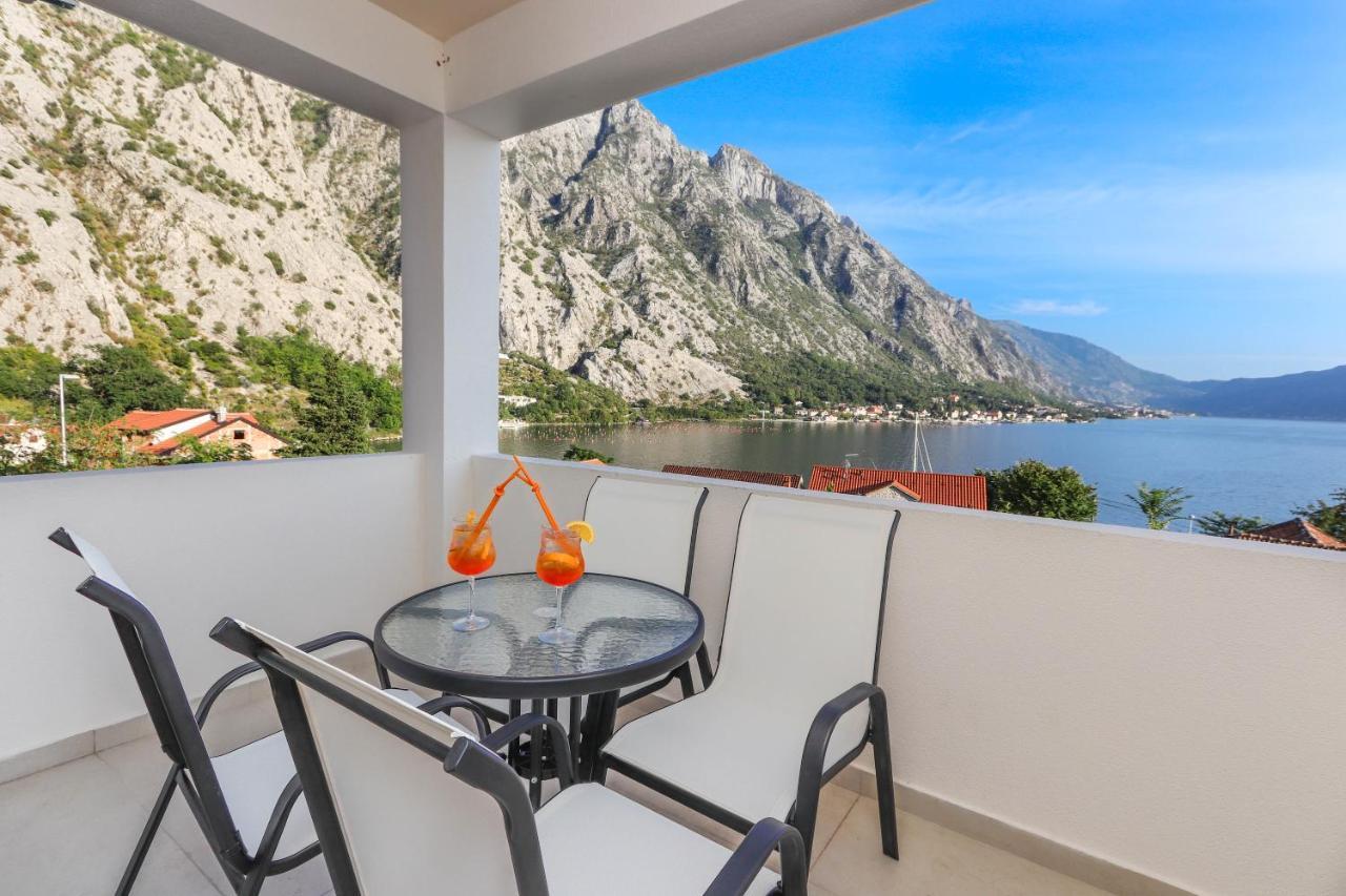 Sea Star Luxury Apartment Kotor Extérieur photo