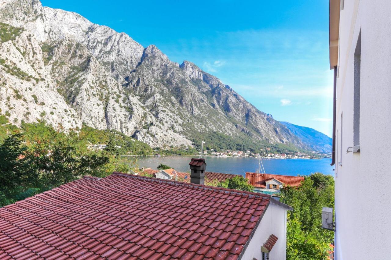 Sea Star Luxury Apartment Kotor Extérieur photo